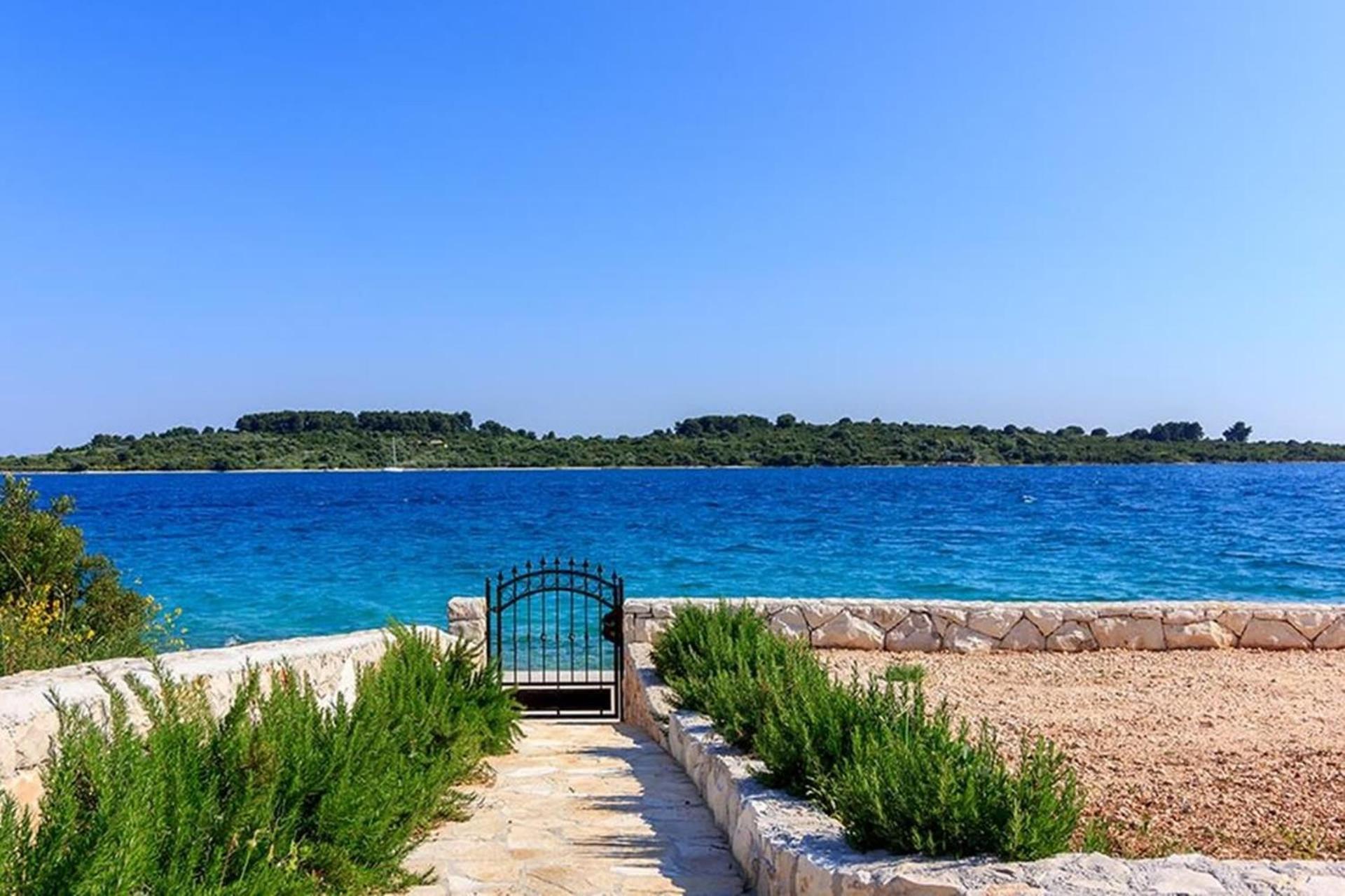 Traditional Dalmatian Stone House By The Sea Okrug Gornji Bagian luar foto